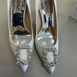 Badgley Mischka Cher white satin rhinestone gem heels 8